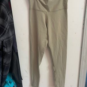 Aritzia beige leggings